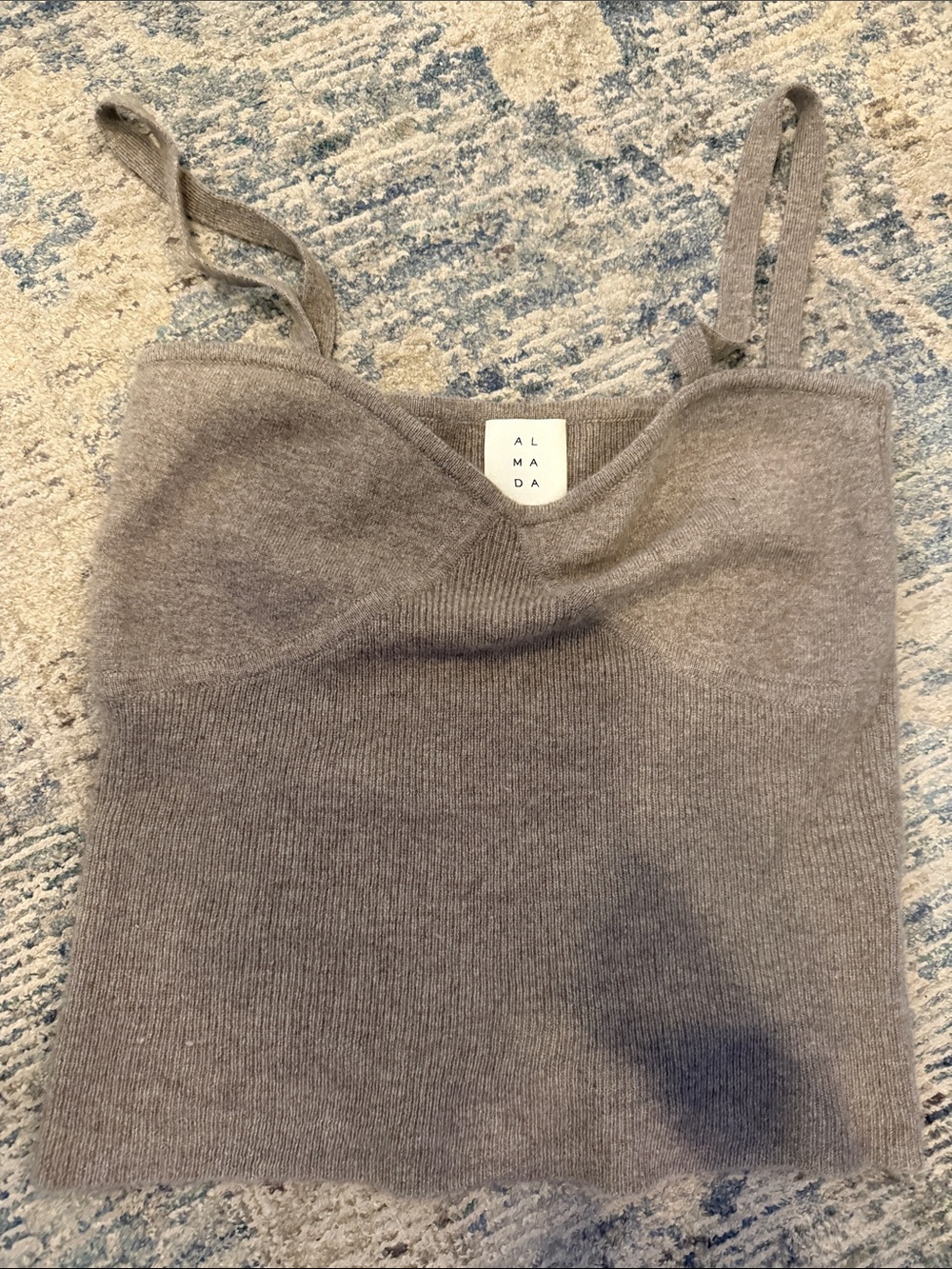 Almada Cashmere Top
